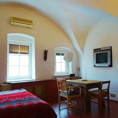 Gewoelbezimmer Am Marktplatz